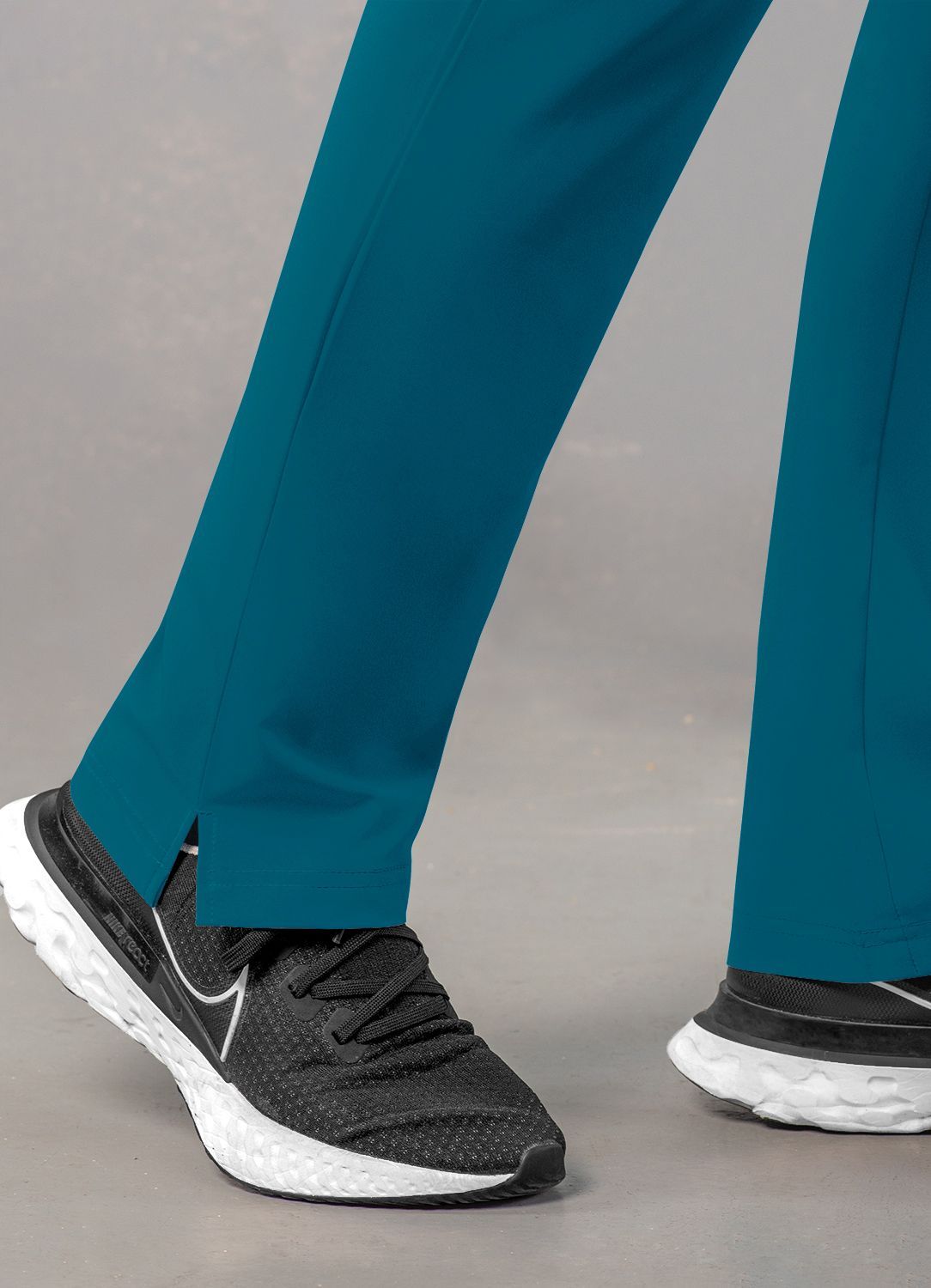 Women's ADAR Addition Skinny Leg Cargo Pant